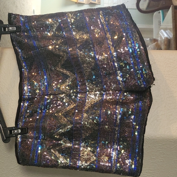 NWT Forever 21 gray, silver, gold, sequined shorts. Medium - Picture 3 of 3